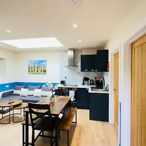  Apartment Deluxe United Kingdom