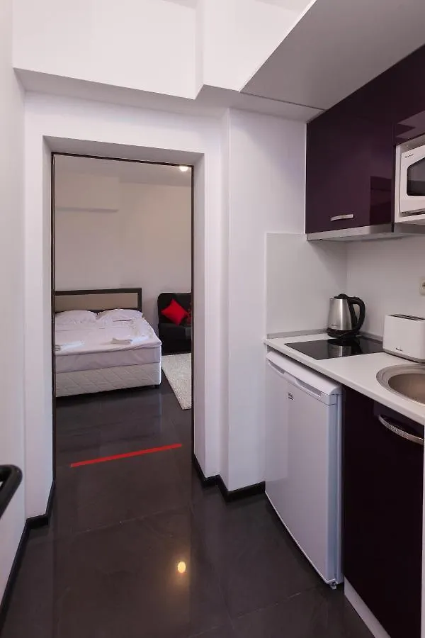 Central Beach Guest Rooms Burgas 0*,
