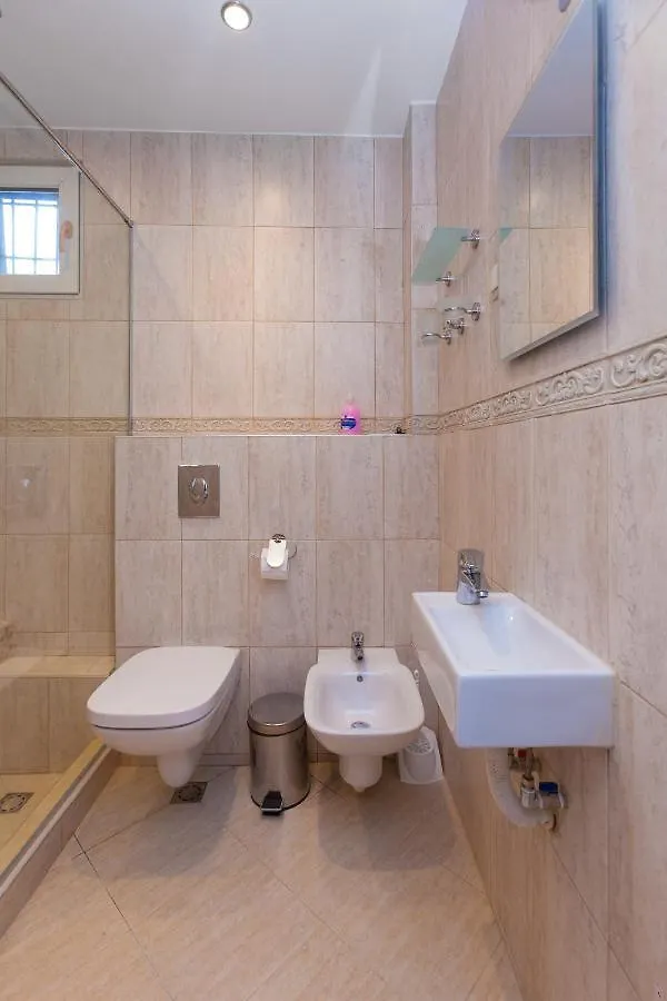 Apartment Central Beach Guest Rooms Burgas
