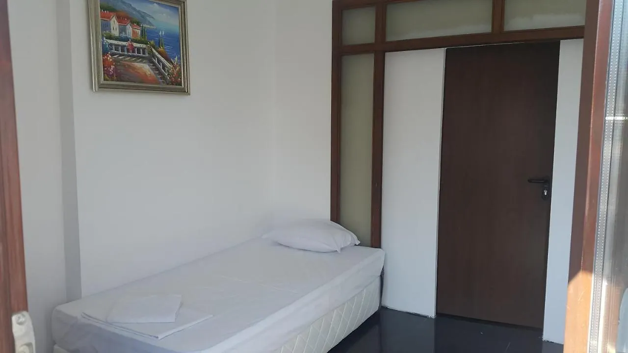 Apartment Central Beach Guest Rooms Burgas Bulgaria