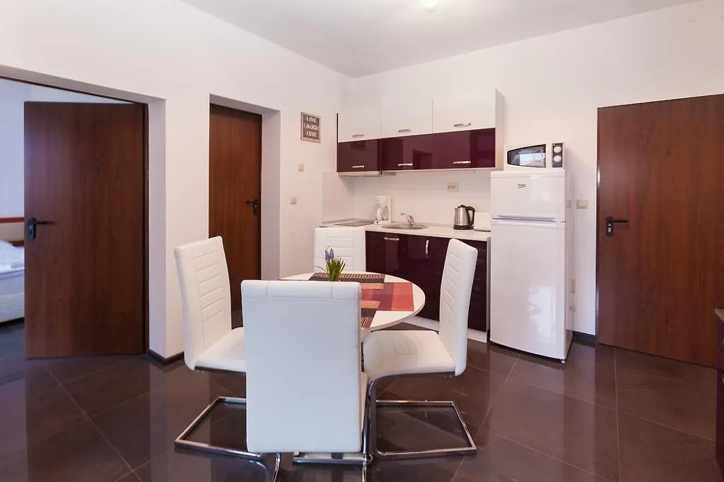 Central Beach Guest Rooms Burgas Bulgaria