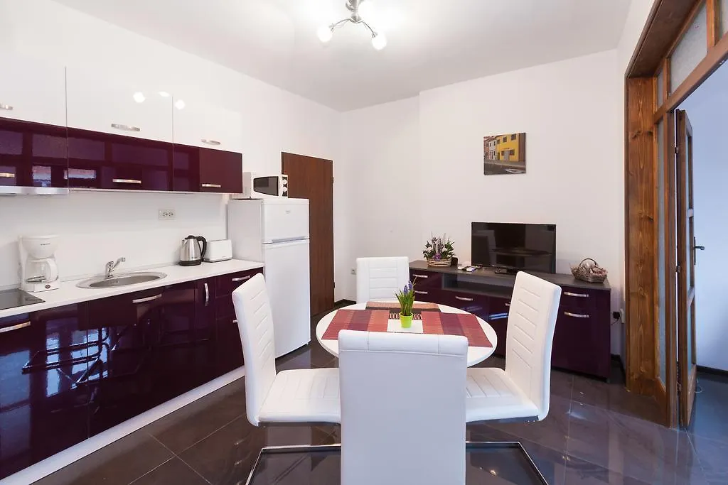 Apartment Central Beach Guest Rooms Burgas